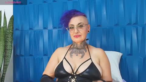 Sandy Rose online show from 01-30-25, 06:21