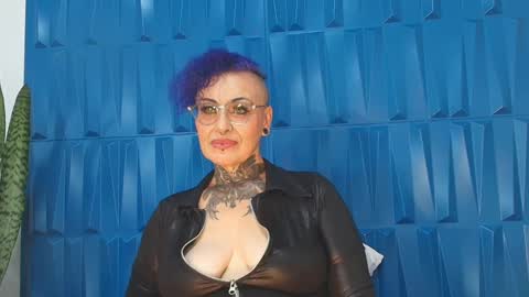 Sandy Rose online show from 02-11-25, 09:56