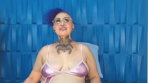 Sandy Rose online show from 02-12-25, 06:40