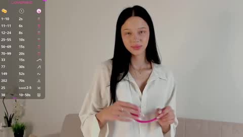 Vi  online show from 09-29-25, 07:35