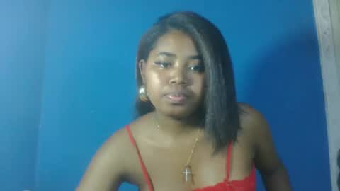 Snapshot of saniazzhh chatting on 03-04-26, 08:15 saniazzhh online show from 03-04-26, 08:15