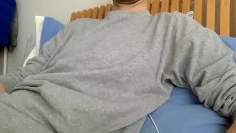 Snapshot of sansha1305 chatting on 02-19-26, 04:36 sansha1305 online show from 02-19-26, 04:36