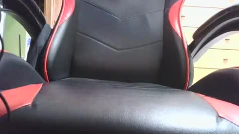 Snapshot of santalf chatting on 03-11-25, 10:29 santalf online show from 03-11-25, 10:29