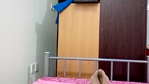 Snapshot of santhoshlees chatting on 02-25-25, 08:09 Harder online show from 02-25-25, 08:09