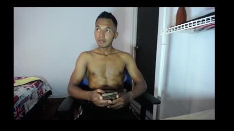 santi01059 online show from 01-28-25, 07:21