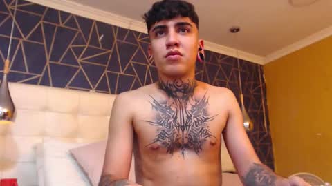 Snapshot of santiabader chatting on 11-29-25, 03:59 SantiAbader online show from 11-29-25, 03:59