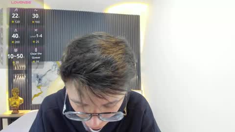 santiago_russo18 online show from 09-24-25, 12:08