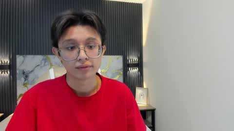 Snapshot of santiago_russo18 chatting on 11-23-25, 02:55 santiago_russo18 online show from 11-23-25, 02:55