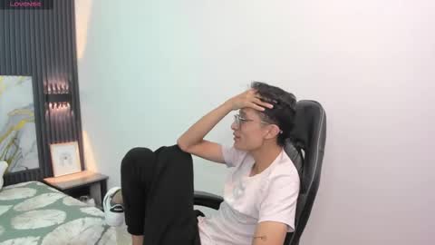 Snapshot of santiago_russo18 chatting on 02-16-26, 08:27 santiago_russo18 online show from 02-16-26, 08:27