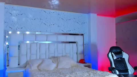 Santi Reyes online show from 10-21-25, 11:27