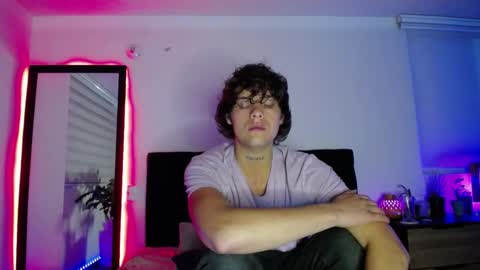 Santii online show from 12-12-24, 03:32