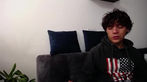 Santii online show from 12-29-24, 05:33