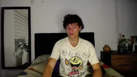 Santii online show from 12-30-24, 11:38