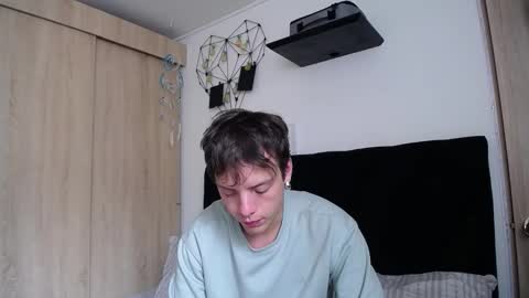 Santii online show from 10-14-25, 05:03