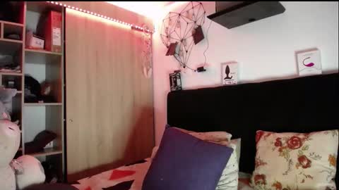 Santii online show from 02-21-26, 02:23