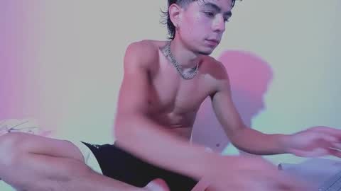 Snapshot of santy_0908 chatting on 02-07-26, 10:13 santy online show from 02-07-26, 10:13