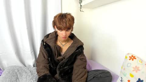 kitty online show from 01-13-25, 05:55