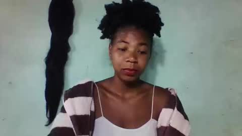 sanyah0123 online show from 11-17-25, 04:13