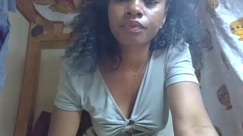 saphia online show from 10-18-25, 07:03