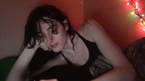 Jade online show from 12-14-25, 03:23