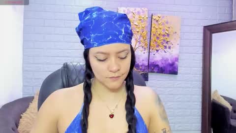    online show from 11-05-25, 12:05