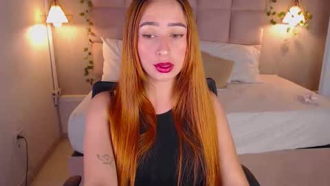 Snapshot of sara_angeelss chatting on 11-12-25, 06:03 Sara... online show from 11-12-25, 06:03