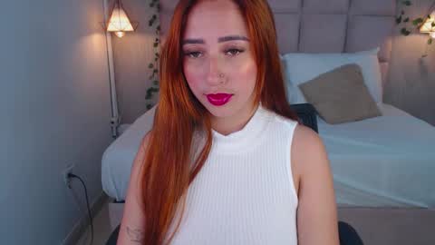 Snapshot of sara_angeelss chatting on 11-29-25, 05:32 Sara... online show from 11-29-25, 05:32