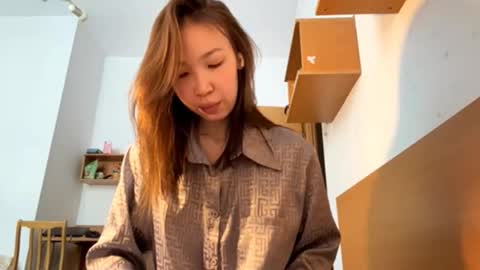 Sara online show from 10-04-25, 01:53