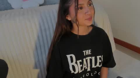  Sara online show from 03-10-25, 05:33