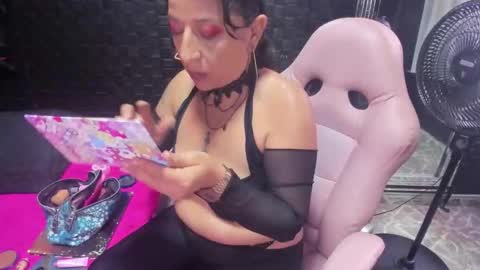 Snapshot of sara_hot_2 chatting on 04-08-26, 12:27 no limits sarah online show from 04-08-26, 12:27