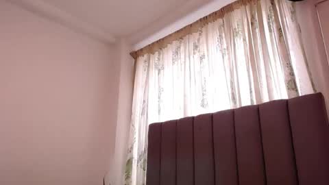 sara_johnson__ online show from 03-12-26, 02:12