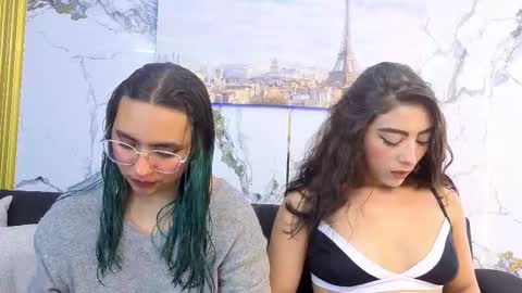 sara_landry23_aws online show from 10-01-25, 10:16
