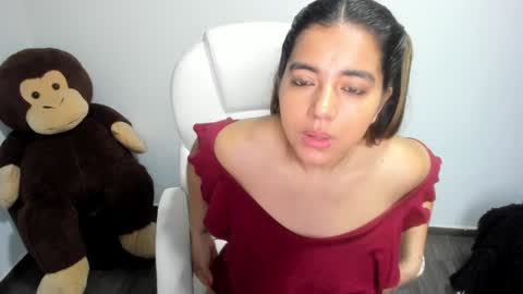 sarah  LIZCANO....... online show from 12-06-24, 10:49