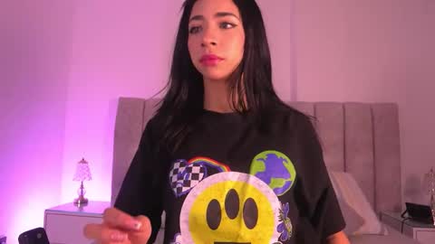 sara_lopee1 online show from 11-25-25, 11:54