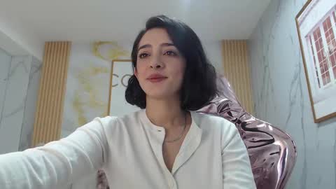 Sara  online show from 09-19-25, 01:23