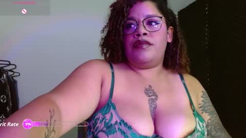 Snapshot of sara_morales17 chatting on 09-27-25, 04:17 sara online show from 09-27-25, 04:17