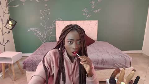 S A R A online show from 03-06-25, 03:02