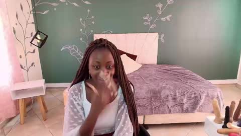 S A R A online show from 03-08-25, 02:40