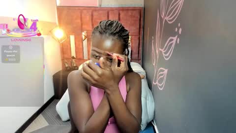 S A R A online show from 09-10-25, 07:36