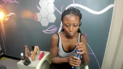 S A R A online show from 10-13-25, 07:03