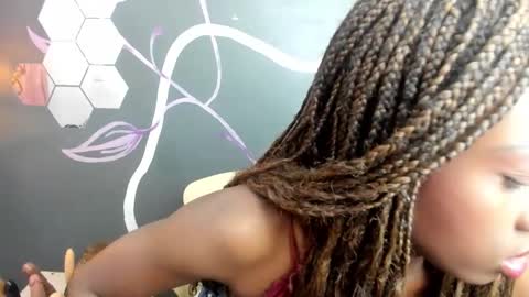 S A R A online show from 10-14-25, 09:37