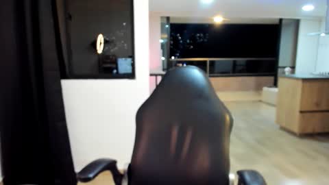 Sara online show from 02-12-26, 01:00