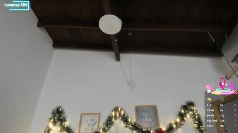 Sara  online show from 12-20-25, 06:59