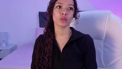 sara  online show from 10-15-25, 02:50