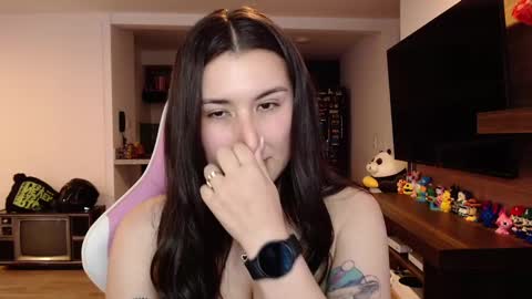 Sara online show from 01-21-25, 06:23