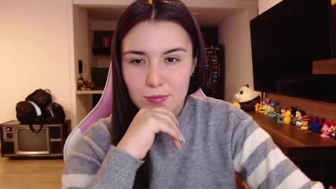 Sara online show from 01-24-25, 07:18