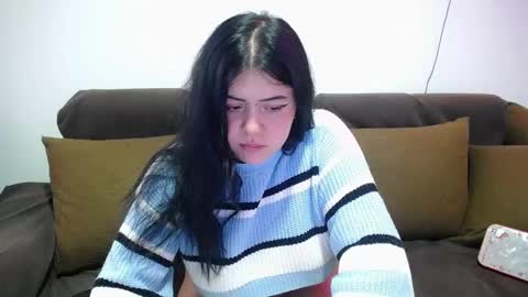 Snapshot of sara_winehouse1 chatting on 02-18-25, 11:22 1 online show from 02-18-25, 11:22