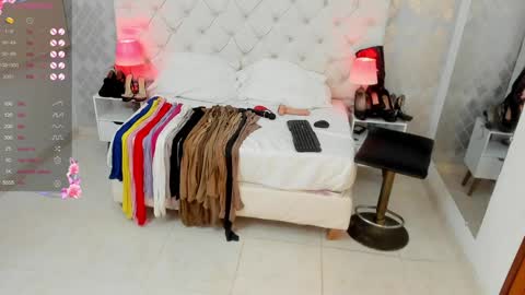 Saraa Gomez online show from 01-25-25, 11:00