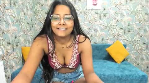 saraa_jayy online show from 09-29-25, 06:51