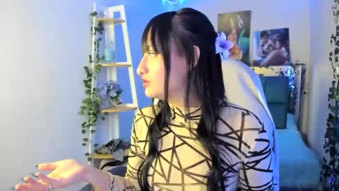 Sarah Ramirez online show from 01-21-25, 06:54